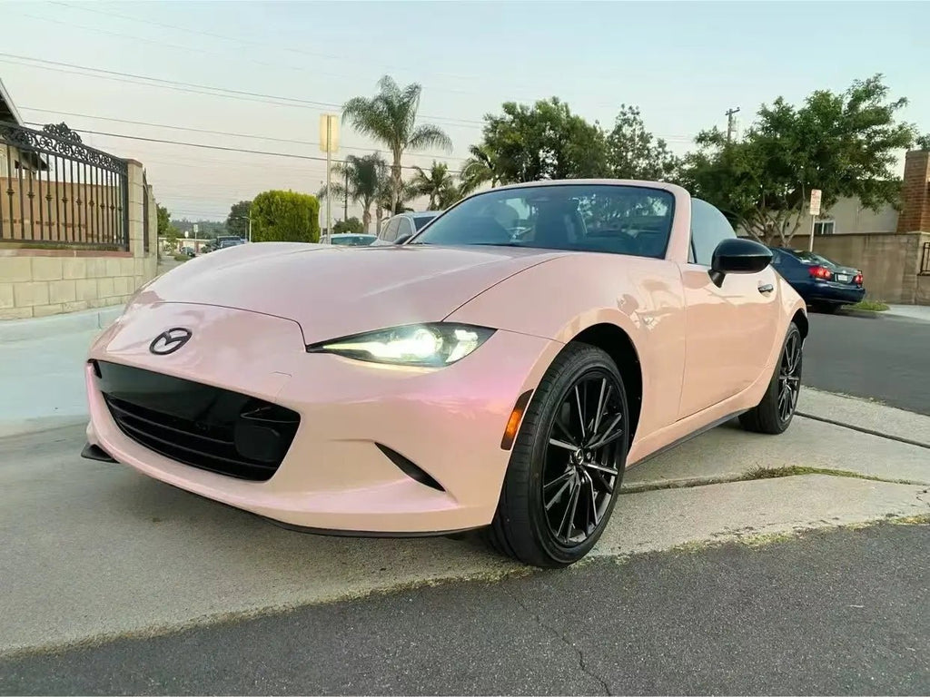 Close-up front-left view of Mazda MX-5 with Color Shift Pink Purple color shift film - Kaleido