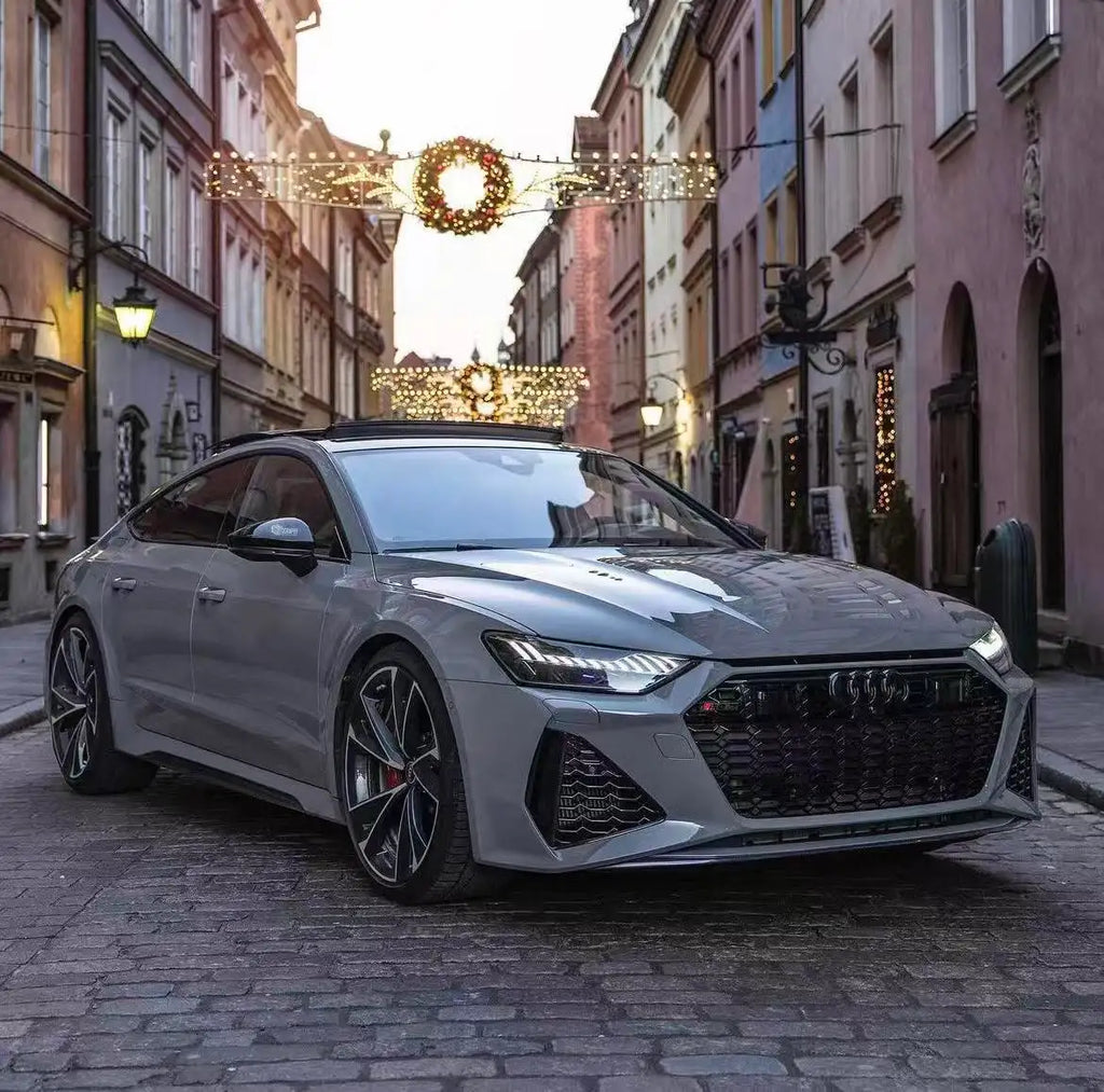 Wide front-right view of an Audi RS7 Sportback in Gloss RS Nardo Grey Deep vinyl - Kaleido